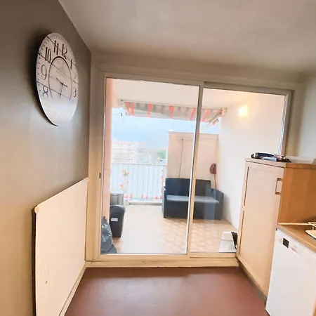 Privee Dans Partage - Gravieres - Tram A - Wifi - Ref P4 *